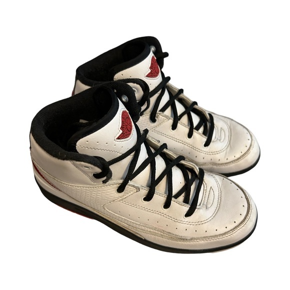 Nike Other - Nike Air Jordan 2 Retro 'OG' Chicago Sneakers Bred Red White ☄️ Youth